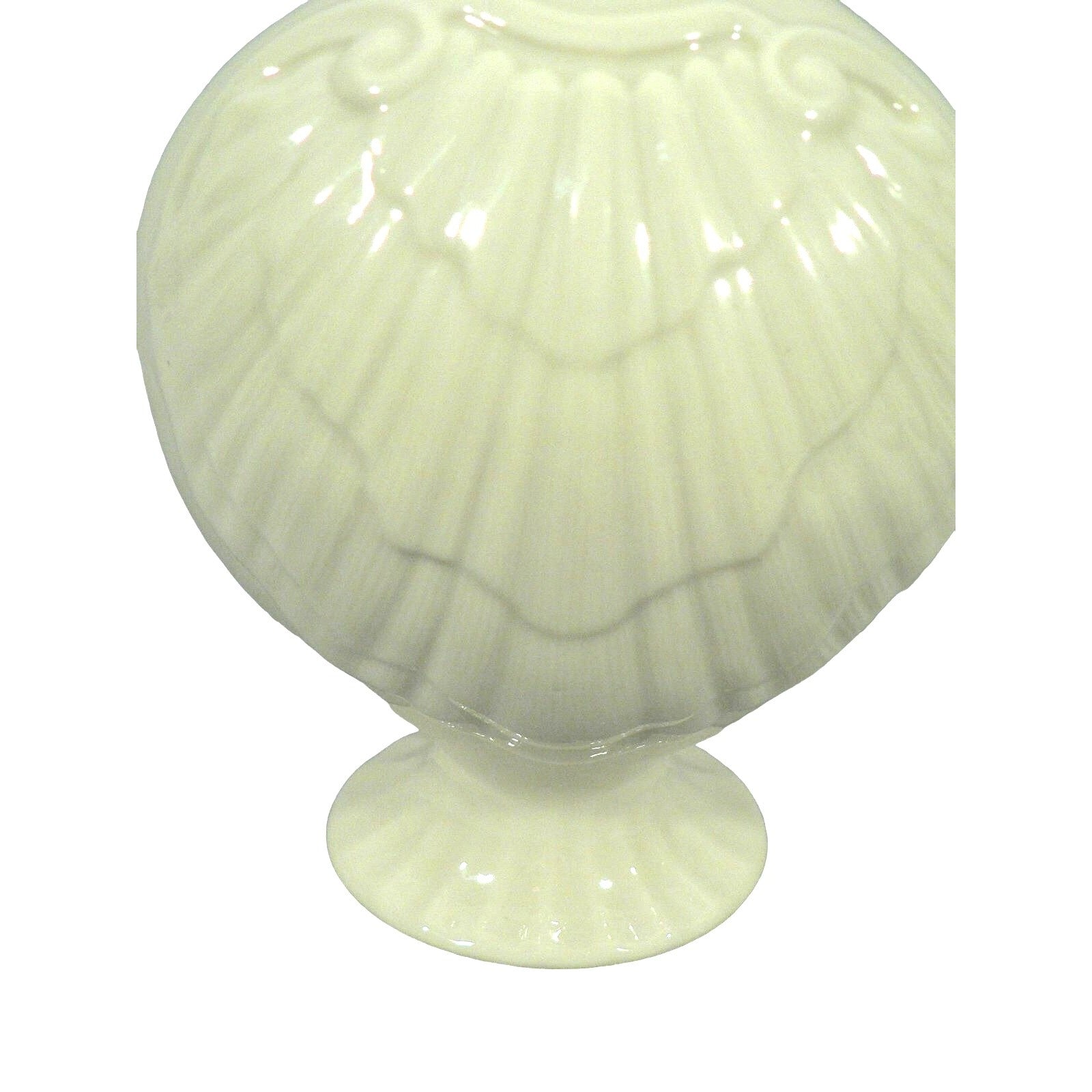 Lenox Bud Vase With Embossed Clam Shell Design & Gold Rim Hallmark Stamped Beige