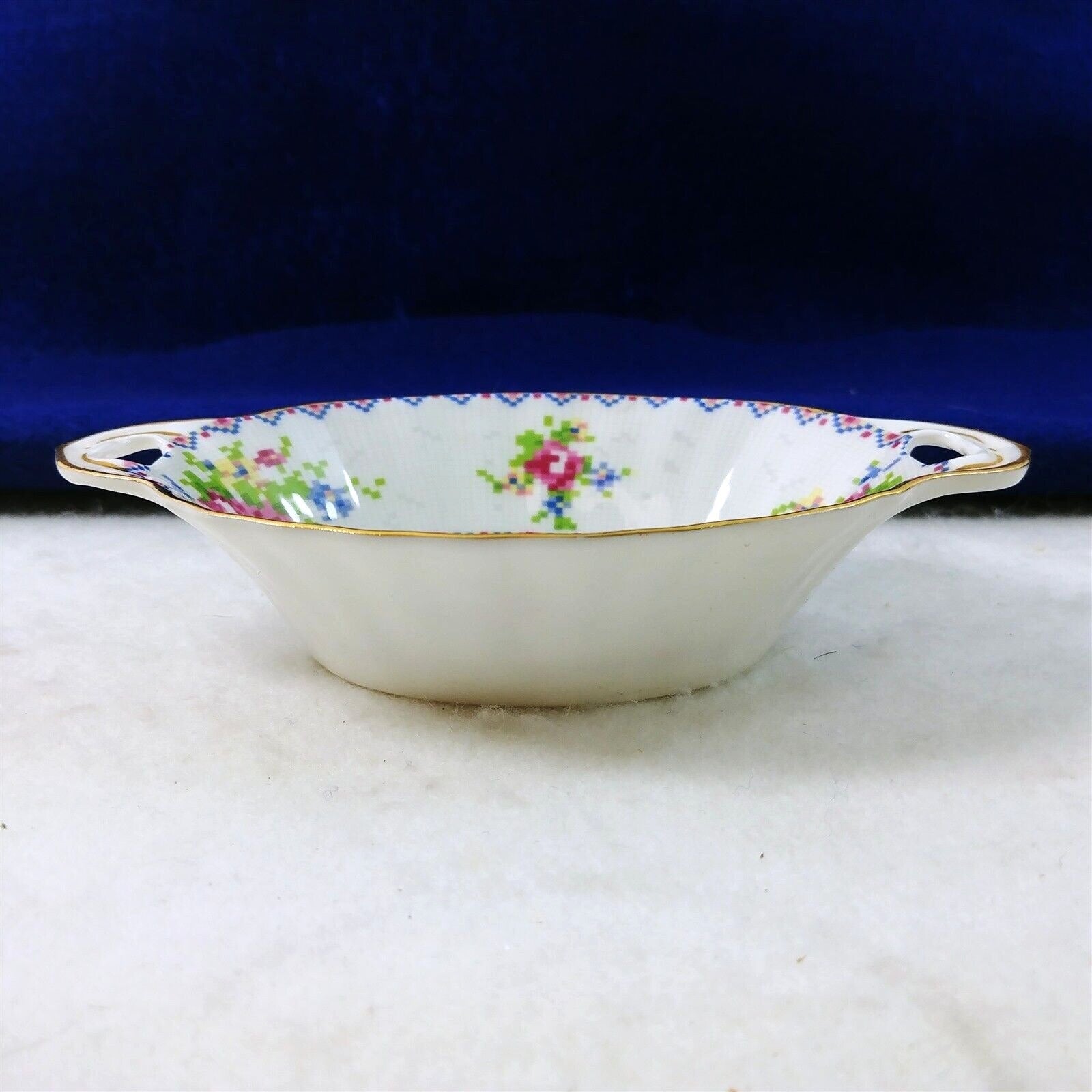 Royal Albert Trinket Candy Soap Relish Dish Bone China w/ Dbl Handles Hallmarked