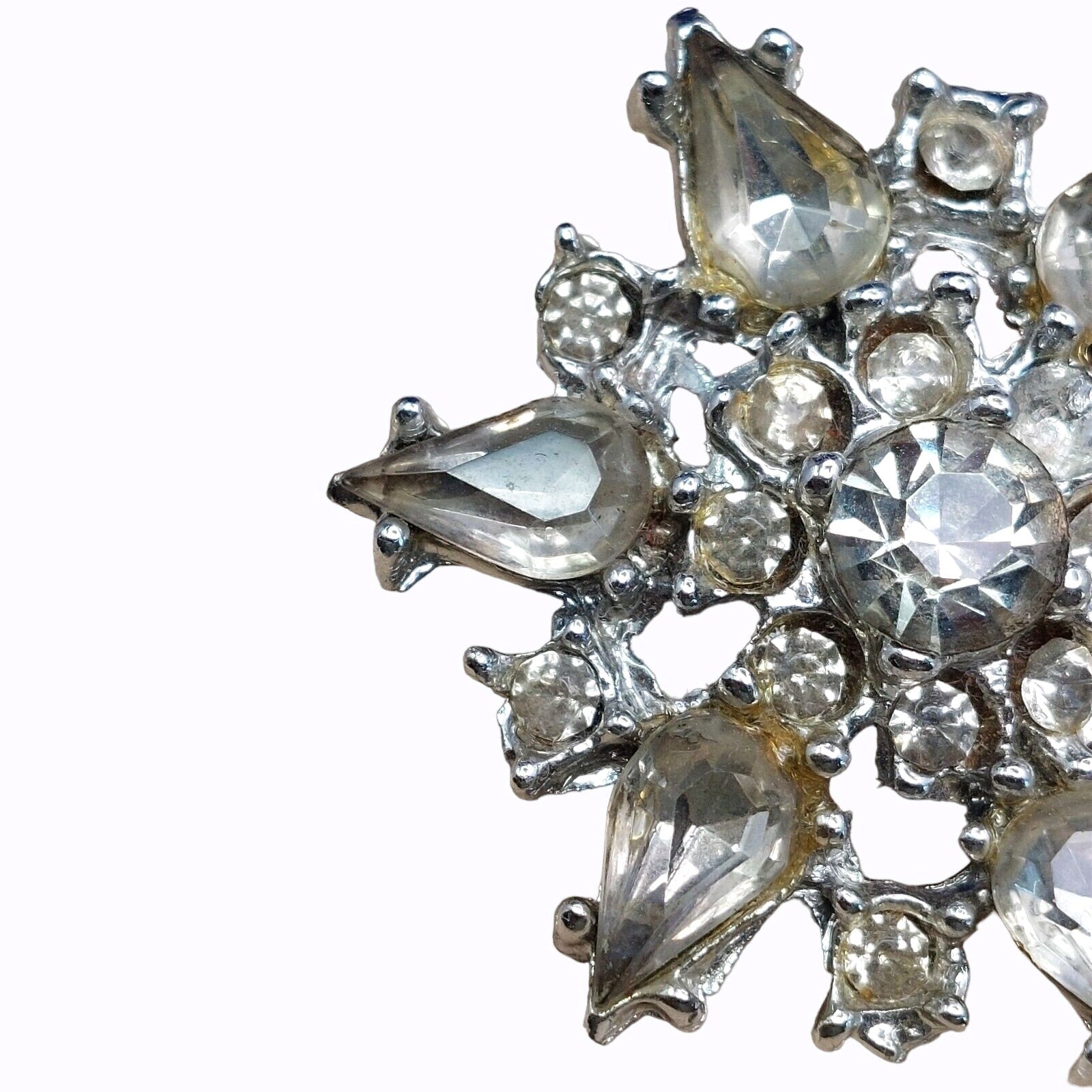 Vintage Brooch Pin With Clear Rhinestones Snowflake Starburst Design