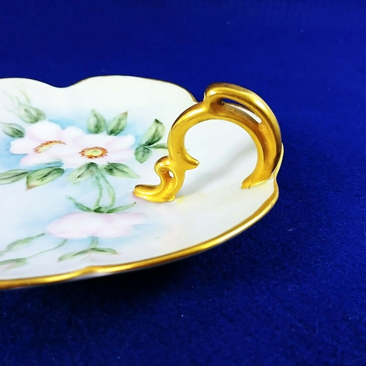 Candy Trinket Dish Hand Painted Artisan Signed 1958 Zeh Scherzer Bavaria