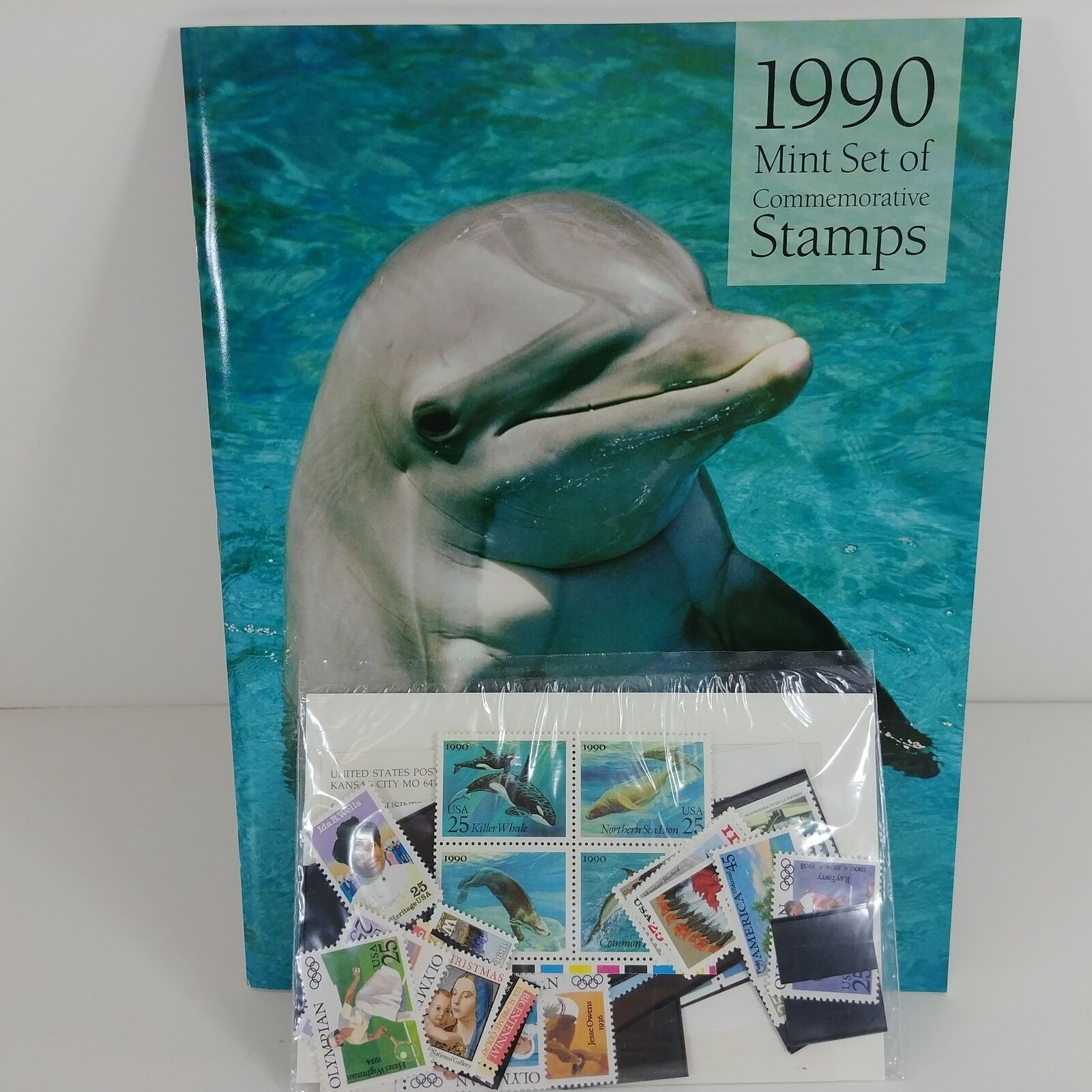 1990 US Commemorative MINT Stamps Sealed and Souvenir Album