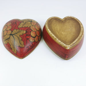Trinket Vanity Personal Storage Heart Shaped Box Lid Ceramic Grapevine Design