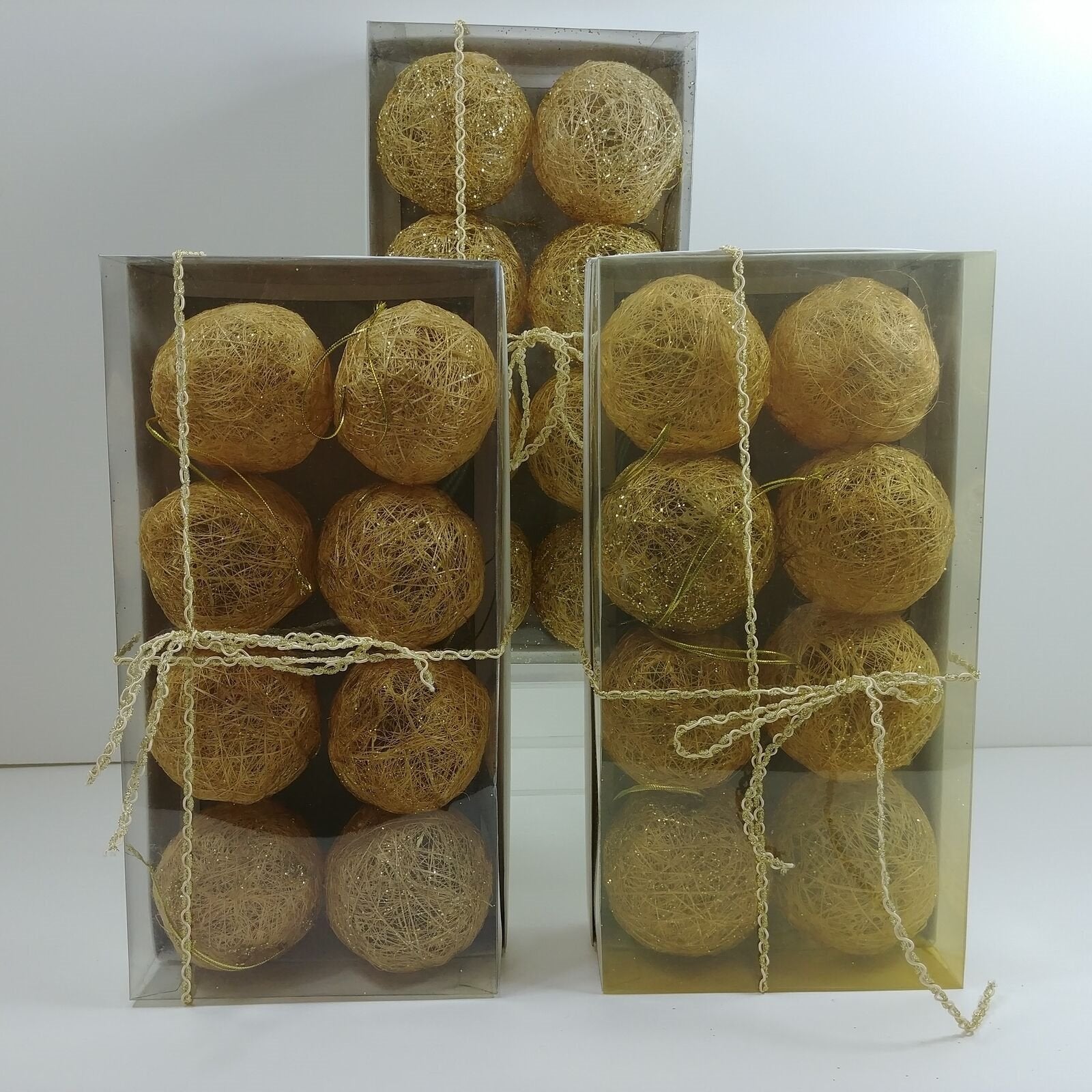 Decorative Gold Spun Grass Raffia Balls w/ Hanger Boxed Set of 8 pcs. NIB