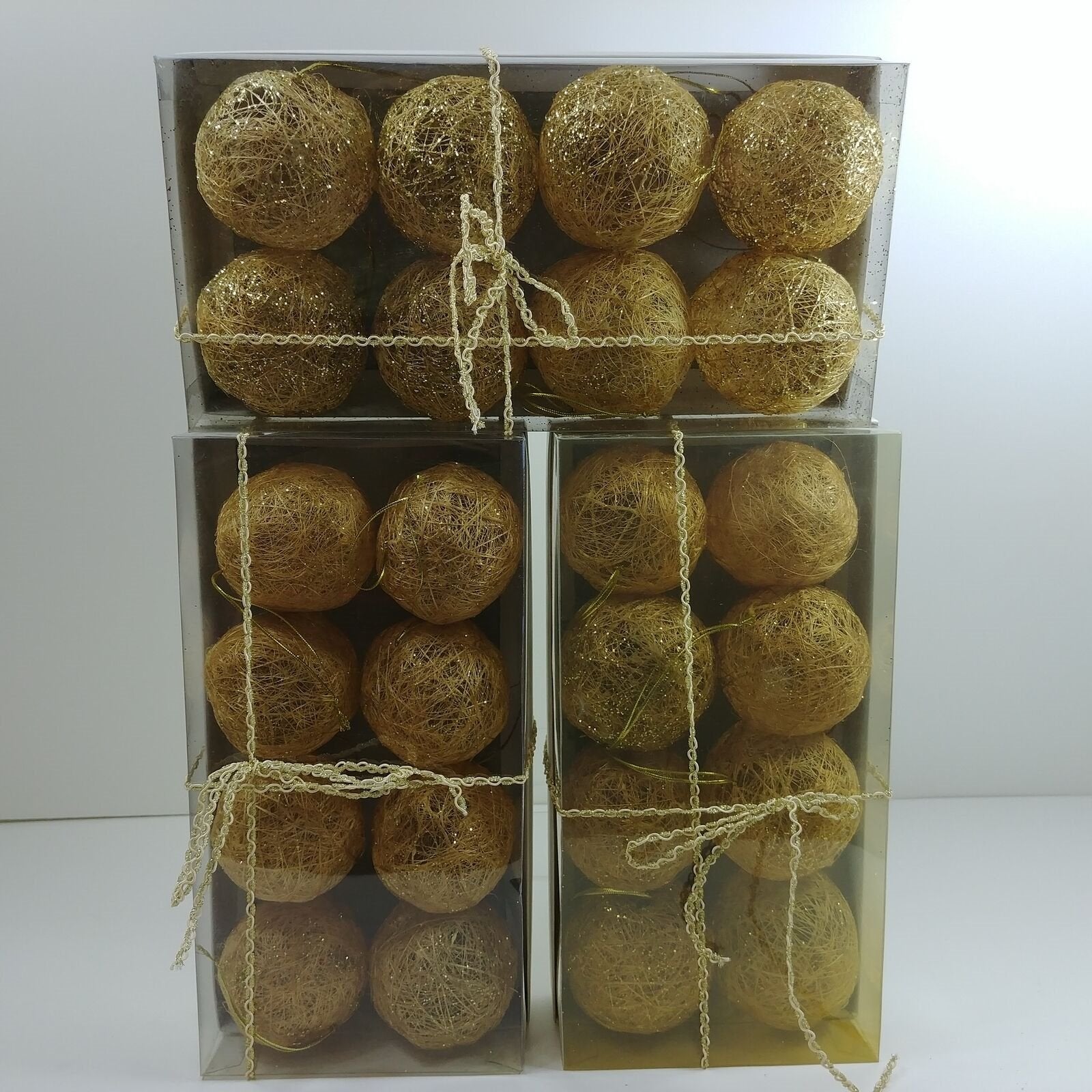 Decorative Gold Spun Grass Raffia Balls w/ Hanger Boxed Set of 8 pcs. NIB