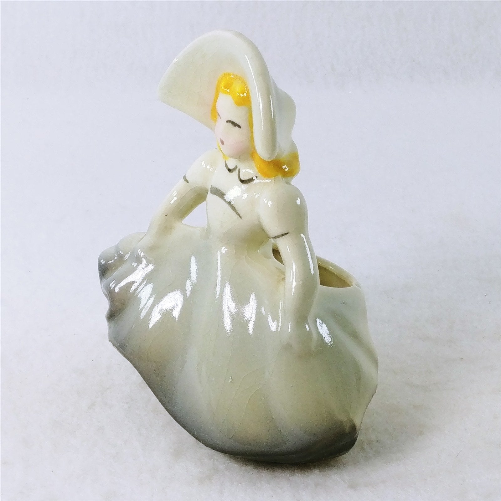 Planter Girl Bonnie Lass with Hat Ceramic 5.5"