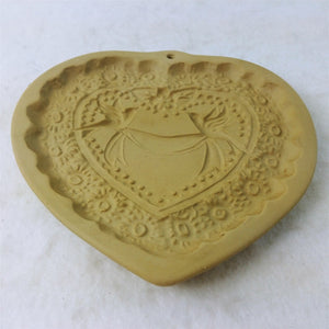 Wall Plaque Cookie Mold Brown Bag Cookie Art Co 1985 Heart and Doves Stoneware