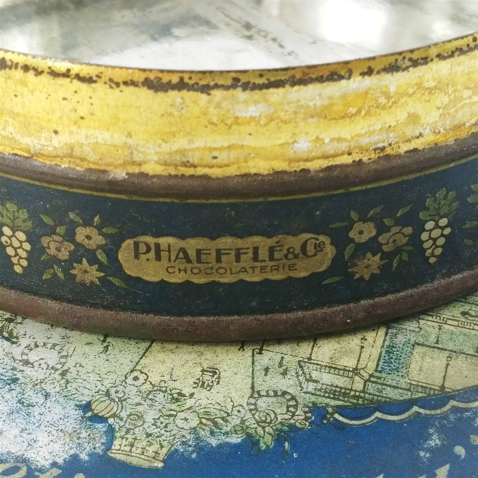 Advertising Tin with Lid by P. Haeffle Chocolaterie Specialte de Paris Vintage