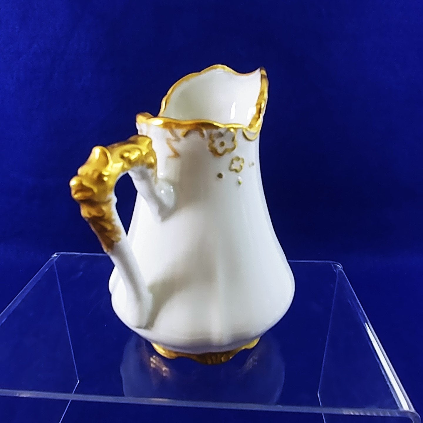 Creamer Raised Gold Moraige Trim Details Artist Initialed