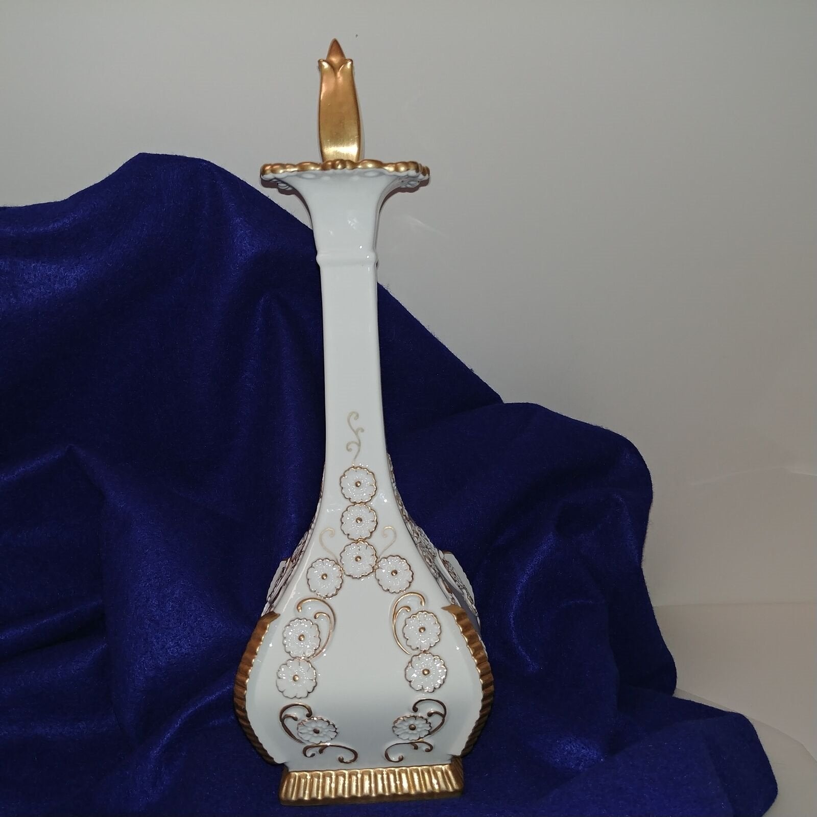 Porcelain Decanter Genie Style w/ Stopper Embossed 3-D Relief Design Gold Trim