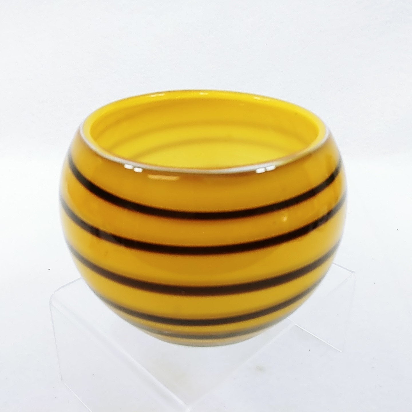 Art Glass Bowl Hand Blown Glass Swirl Design Pontil Mark Vintage Glass 4" Tall