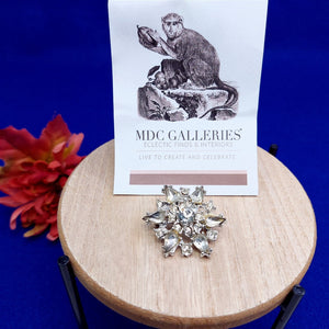 Brooch Pin Starburst Snowflake Design Clear Rhinestones Vintage Jewelry