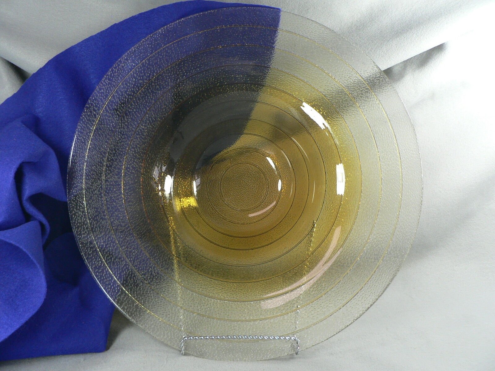 Large Art Glass Centerpiece Bowl Amber Fades to Clear Texture