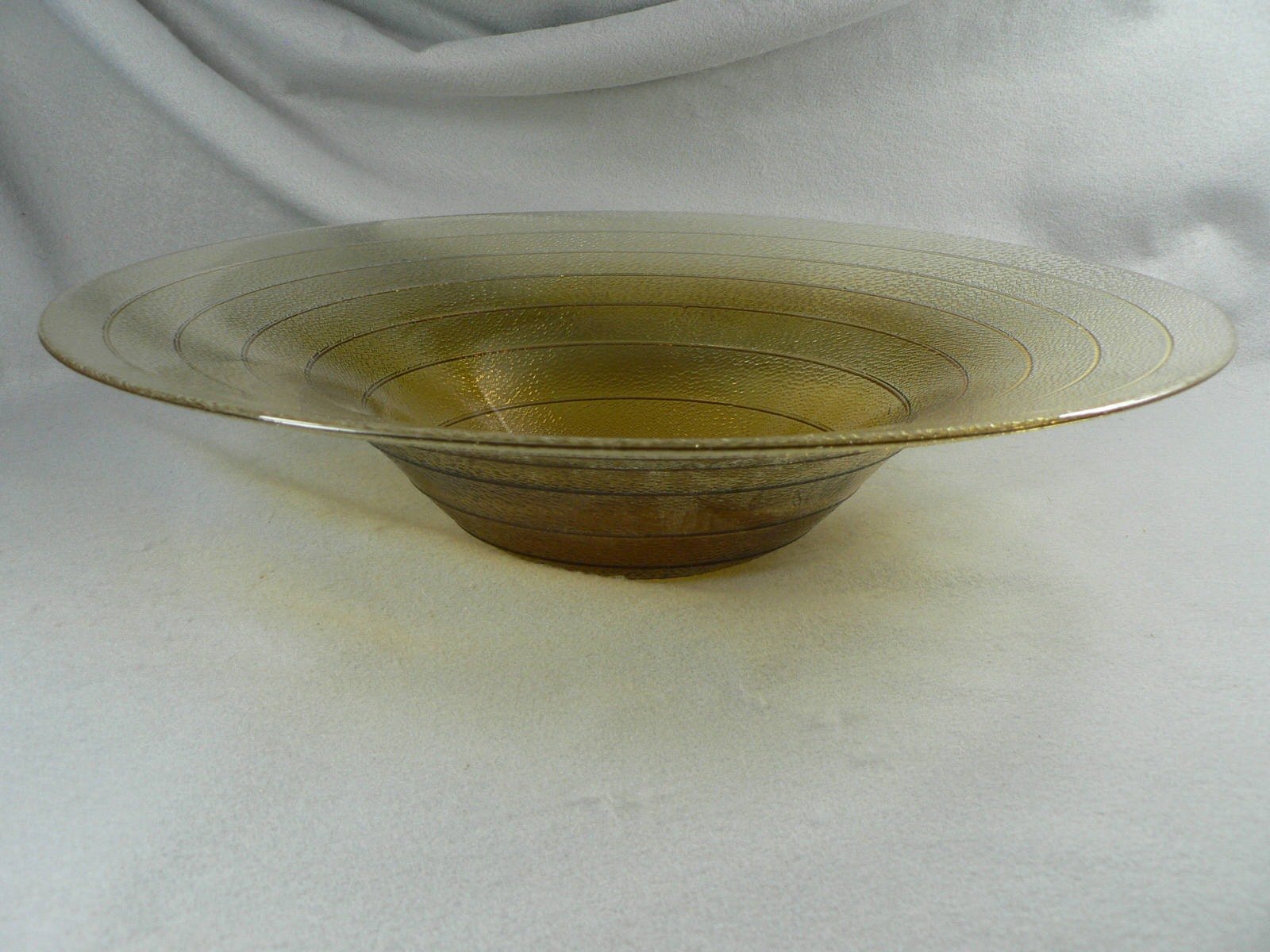 Large Art Glass Centerpiece Bowl Amber Fades to Clear Texture