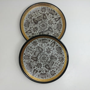 Eclectique Kai Kai Collector Decorator Plates 2 pcs w/Wall Hangers