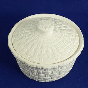 Bowl Lidded White Basket Weave Sugar Condiment Trinket Vintage 3.75" H