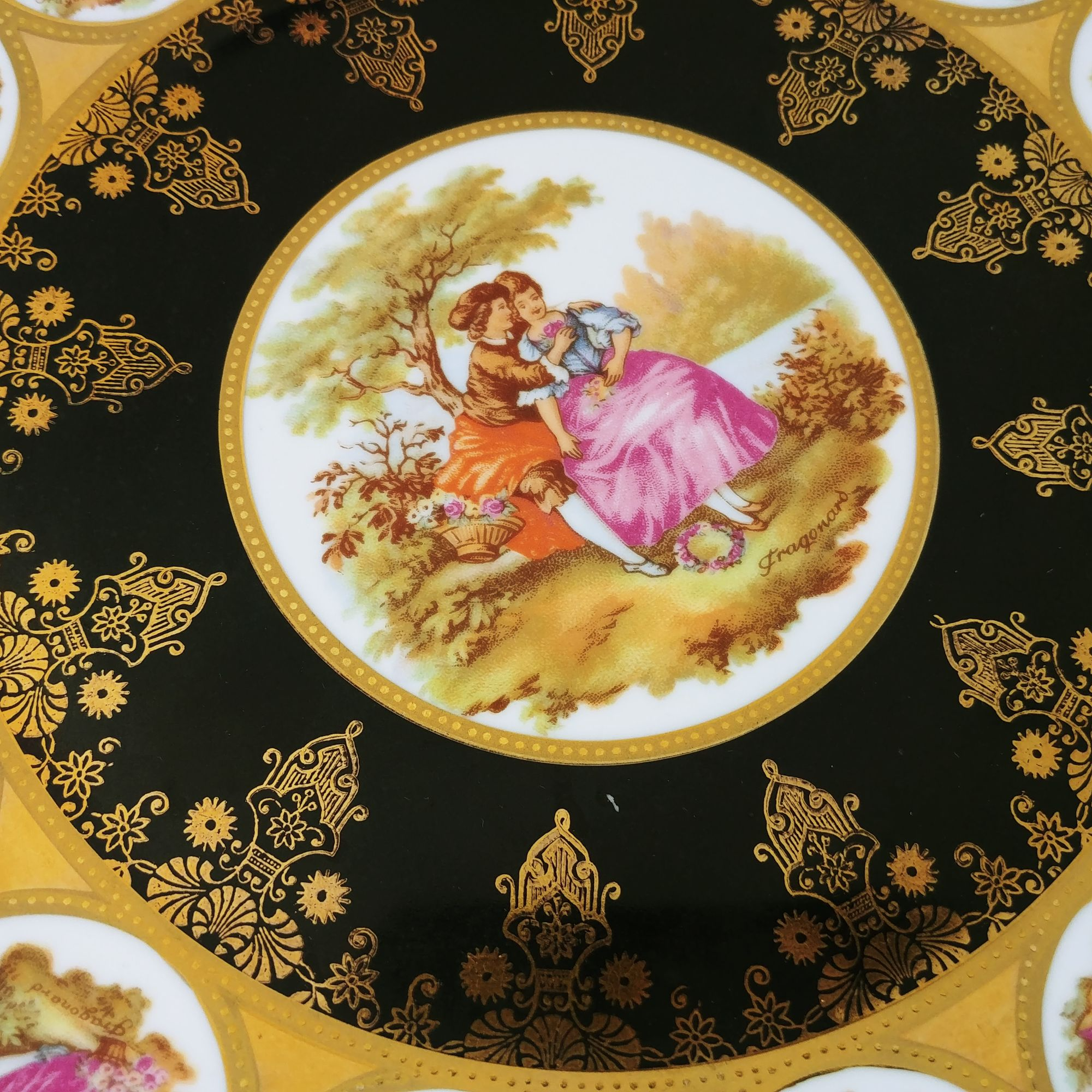 Decorative Plate Fragonard Love Story Plate Courting Couple Gold Trim Bavaria  10.5"