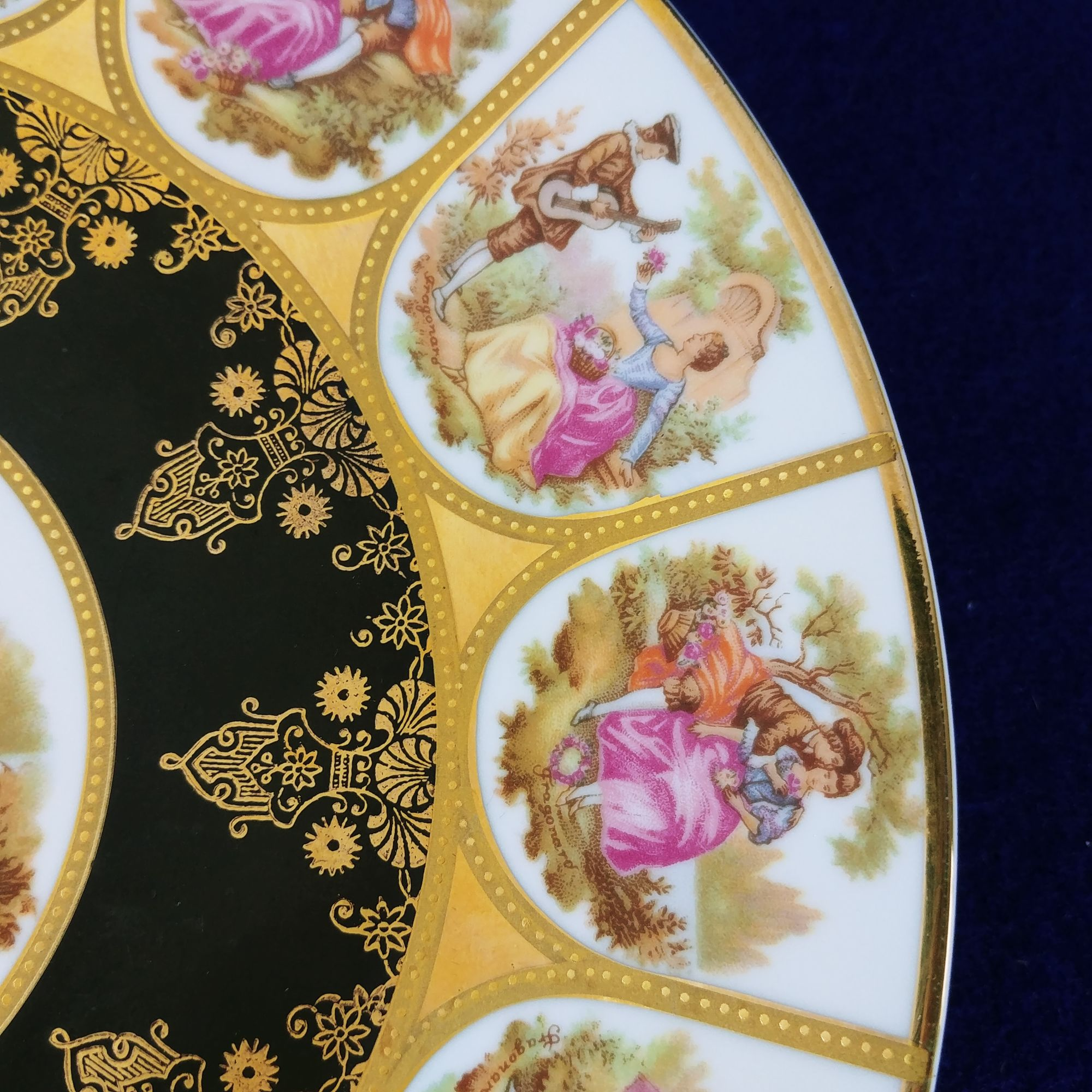 Decorative Plate Fragonard Love Story Plate Courting Couple Gold Trim Bavaria  10.5"